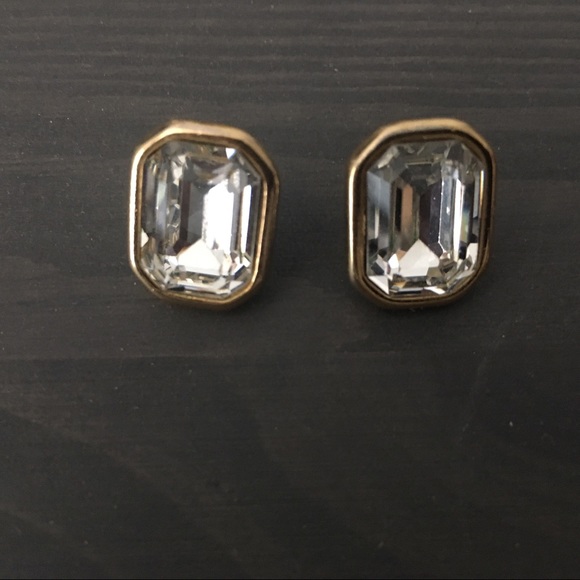 Monet Jewelry - Monet pierced earrings